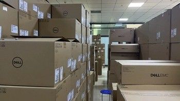 Lenovo ThinkSystem DE2000 Διπλό έλεγχο / 4 * 16GB FC ντουλάπι συστοιχίας δίσκων για απόδοση